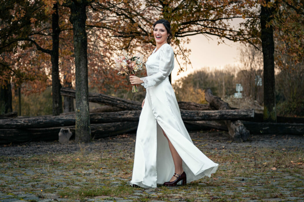 Robe de mariée manche longue en satin de soie