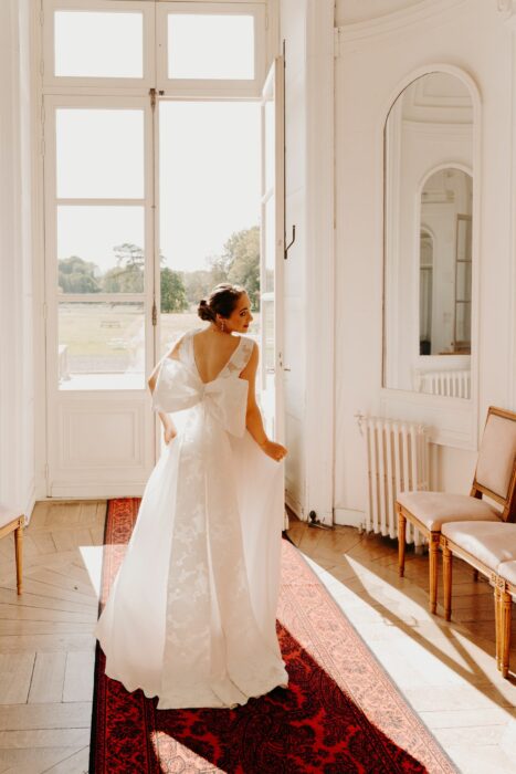 Robe de mariée sur mesure en crêpe de Chine en soie 